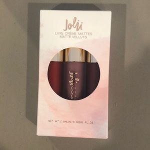 Jolii cream mattes set of 3